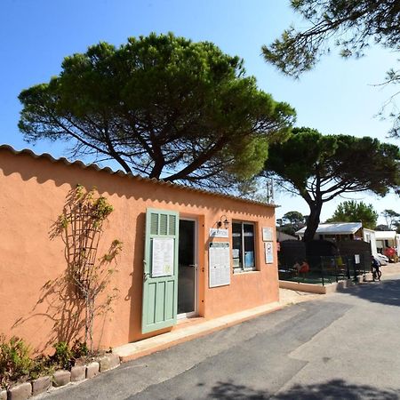 Camping La Bergerie Plage Hyères Exteriör bild