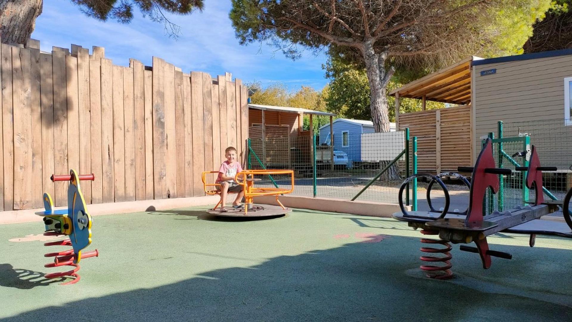 Camping La Bergerie Plage Hyères Exteriör bild